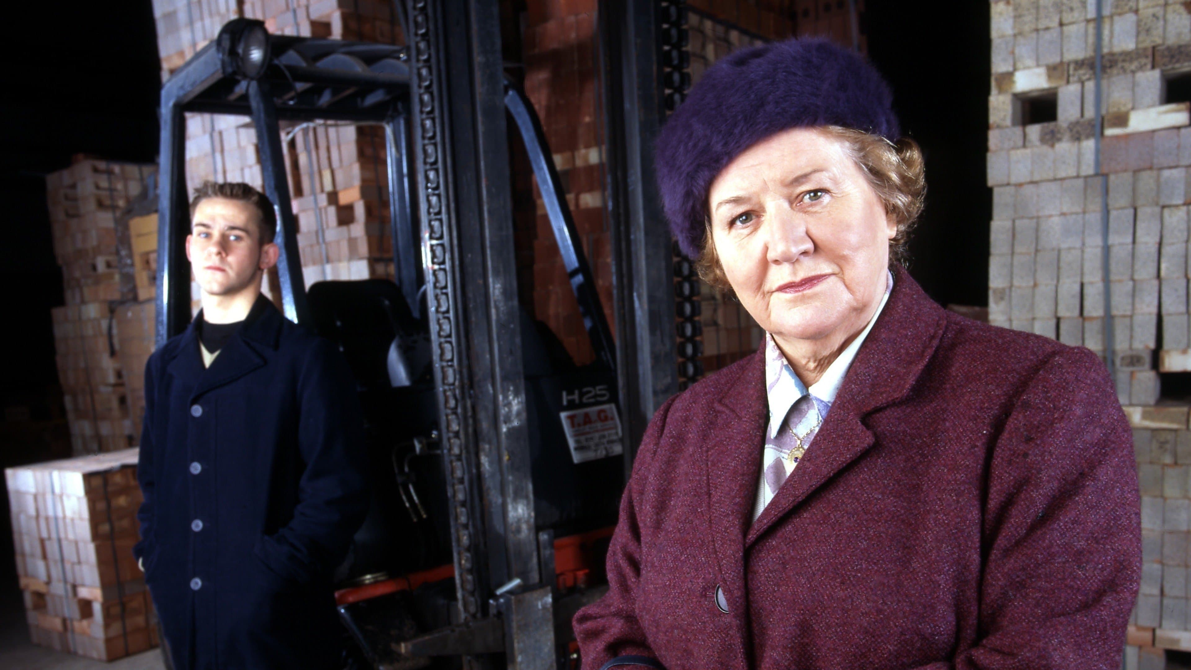 Patricia Routledge