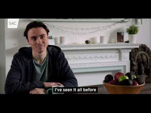 Yr Amgueddfa | Bob Nos Sul | Sundays | S4C